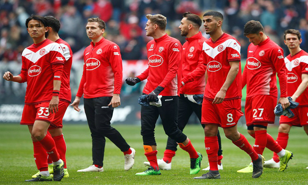 体育娱乐-多特蒙德力争击败杜塞尔多夫德比分